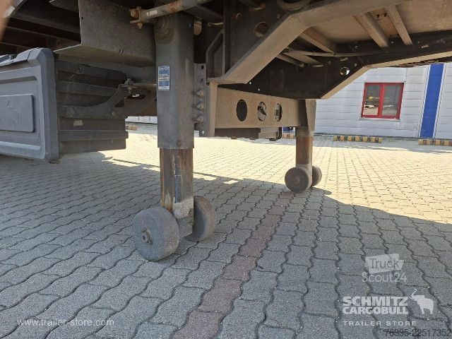 Semiremorcă deschisă cu prelată Kögel Curtainsider Mega