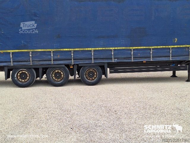 Open oplegger met zeil Schmitz Cargobull Curtainsider Mega