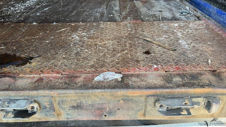 Przesuwne plandeki Kögel SN 24P (BELGIAN TRAILER / BPW AXLES / DISC BRAKES)