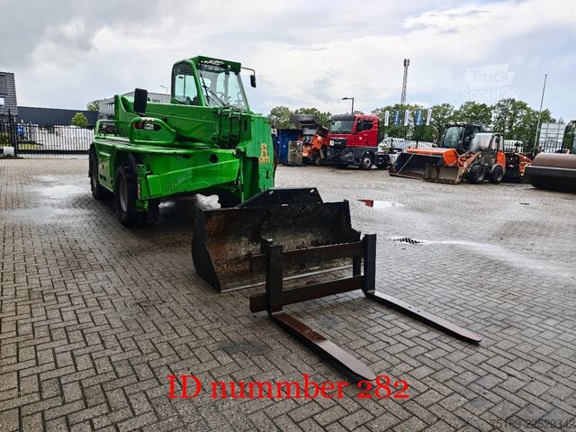 Rotierender Teleskoplader Merlo Roto 45.21 MCSS Radio Remote Bucket + Forks!