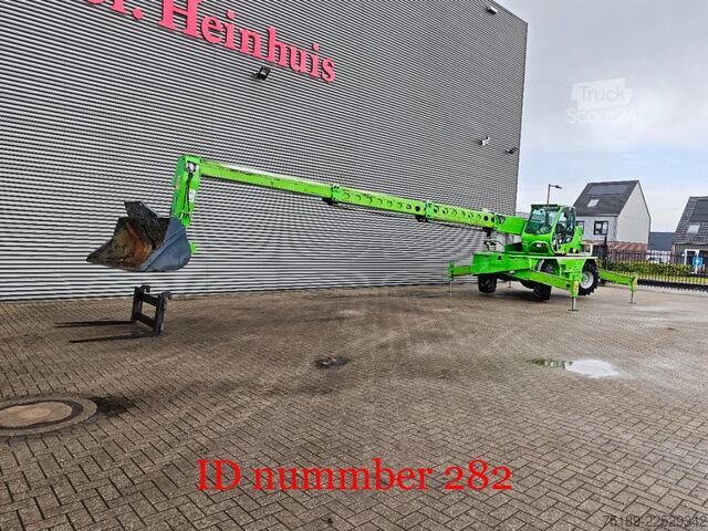 Поворотний телескопічний маніпулятор Merlo Roto 45.21 MCSS Radio Remote Bucket + Forks!