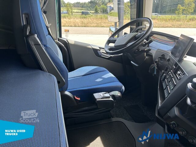 Standartinis-SZM Volvo FH 500 TC 4x2 Showtruck + I-Park
