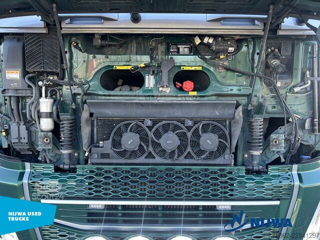Standartinis-SZM Volvo FH 500 TC 4x2 Showtruck + I-Park
