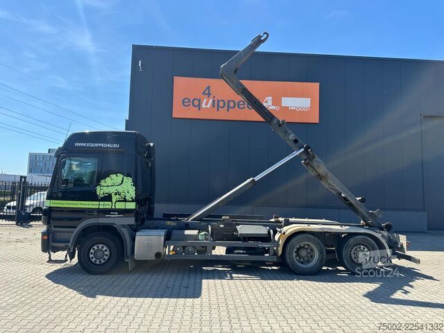 Koukkuvarsijärjestelmä Mercedes-Benz Actros 2544 6x2 / 3 PEDALS / RETARDER / MEILLER...