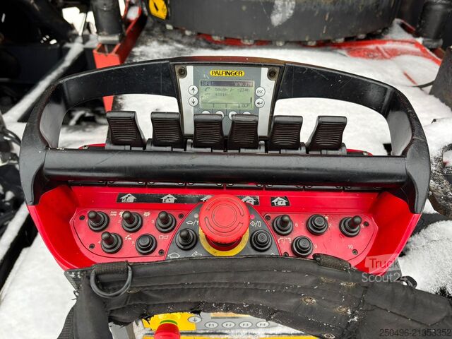 Öppen kropp Mercedes-Benz Actros 2542 6x2*4 PK 27002 + JIB / BOX L=6231 m...