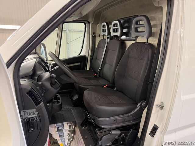 Фургон з високим дахом PEUGEOT Boxer Kasten Grossraum 435 L4H3 Pro BlueHDi 140