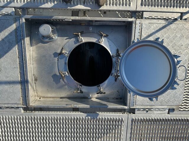 Cisternový kontajner SINGAMAS 34.980L / 1-comp. / 4 BAFFLES / 20FT swapbody /...
