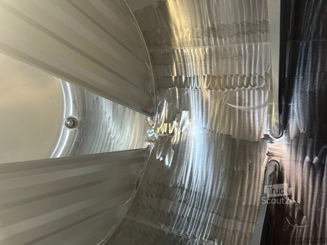 Cisternový kontajner SINGAMAS 34.980L / 1-comp. / 4 BAFFLES / 20FT swapbody /...
