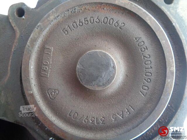 Waterpomp Mercedes Occ waterpomp