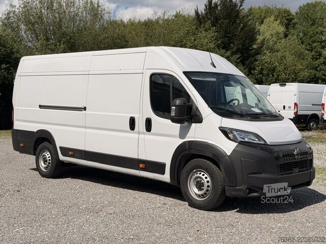 Furgão de caixa alta e longa distância entre eixos Peugeot Boxer Kasten 435 L4H2  180 AUT/NAvi/PDC