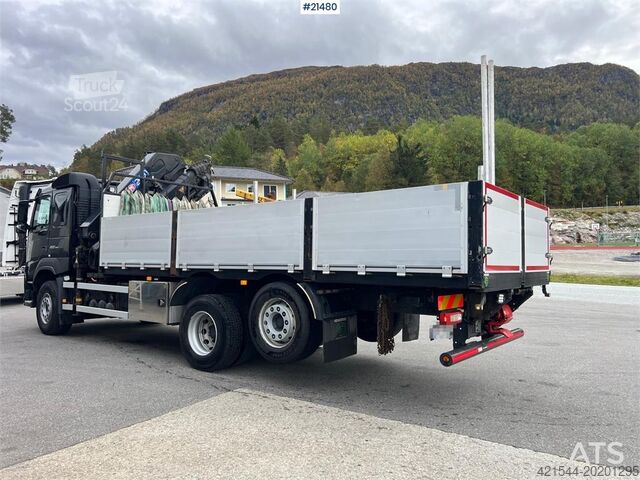 Kranbil Volvo FM460 6x2 Crane Truck w/ 26t/m HMF crane