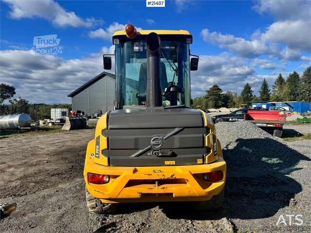 Hjullaster Volvo L30G Wheel Loader w/ Bucket and Forks. 2100 hours!
