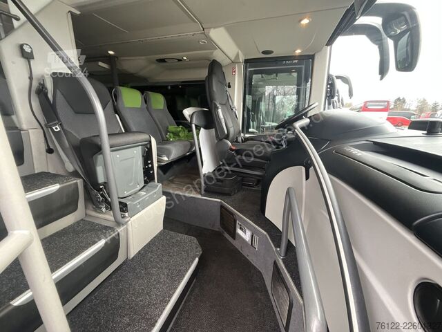 Kaksikerroksinen Setra S 531 DT
