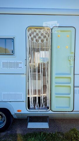 Alkove-camper Chausson Welcome