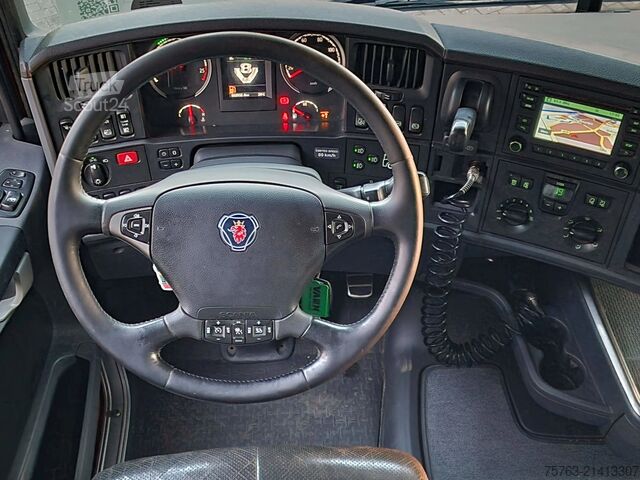 Bőrönd Scania R580 V8 Topline 6x2 - Box with sidedoors - Reta...