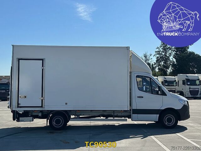 Valise Mercedes-Benz Sprinter 317 CDI KOFFER MET LIFT - AUTOMAAT