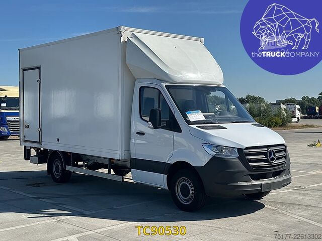 Valise Mercedes-Benz Sprinter 317 CDI KOFFER MET LIFT - AUTOMAAT
