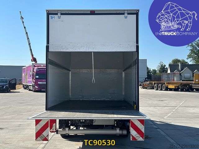 Valise Mercedes-Benz Sprinter 317 CDI KOFFER MET LIFT - AUTOMAAT
