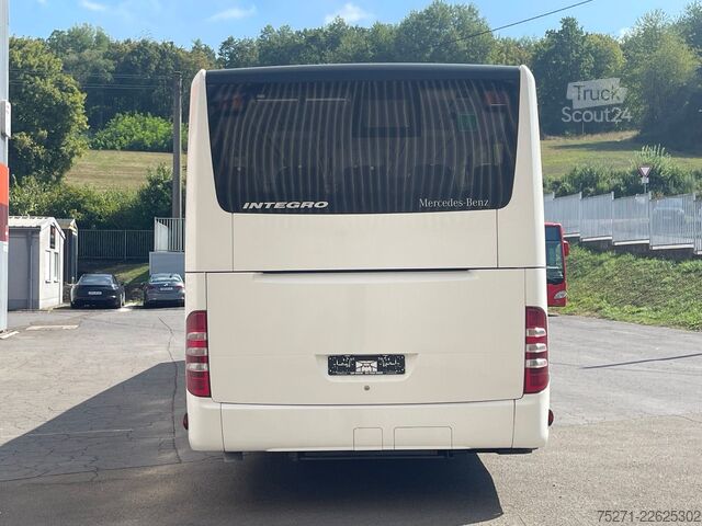 حافلة بين المدن MERCEDES-BENZ Integro O550 L