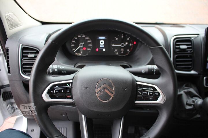 Panelová dodávka Citroën Jumper Kasten 35 L2H2 BlueHDi 140 Standhzg Kamer