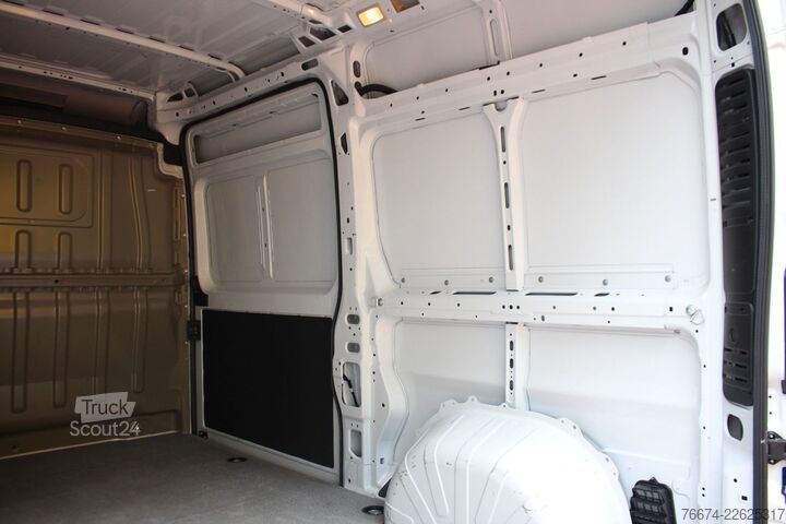 Panelová dodávka Citroën Jumper Kasten 35 L2H2 BlueHDi 140 Standhzg Kamer