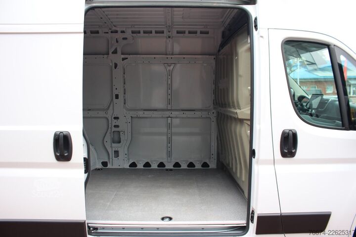 Panelová dodávka Citroën Jumper Kasten 35 L2H2 BlueHDi 140 Standhzg Kamer