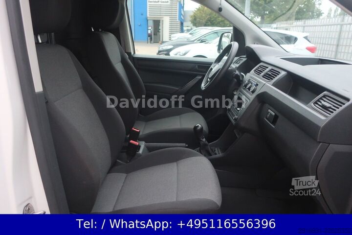 Furgone VW Nr.B59 Caddy 1.Hand / Klima / AHK / Scheckheft