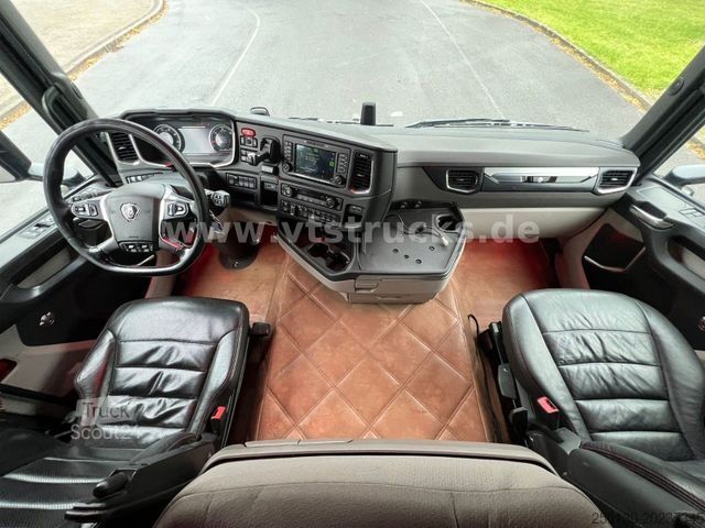 Schwerlast LKW/SZM SCANIA R 650 V8  6x4 Voll/Luft Retarder Leder