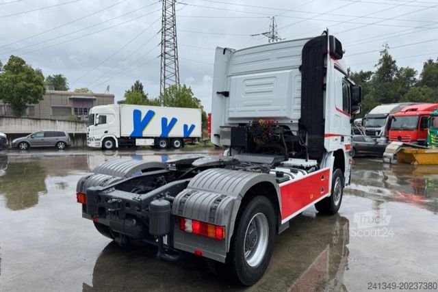 Tracteur routier standard MERCEDES-BENZ Actros 2044 4x4