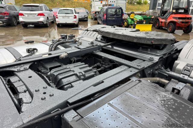 Tracteur routier standard MERCEDES-BENZ Actros 2044 4x4