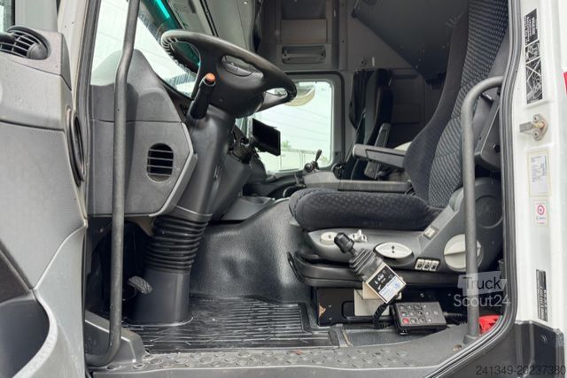 Tracteur routier standard MERCEDES-BENZ Actros 2044 4x4