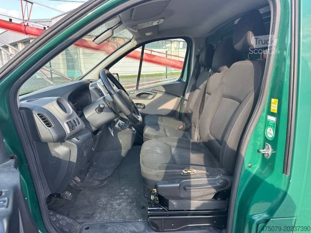 Fourgon tôlé RENAULT Trafic 1,6 / Einspritzung defekt / Klima