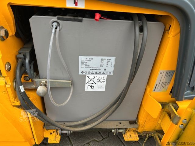 Frontstapler JUNGHEINRICH EFG 215 / Triplex: 4.25m! / SS / 1.285h / 2021