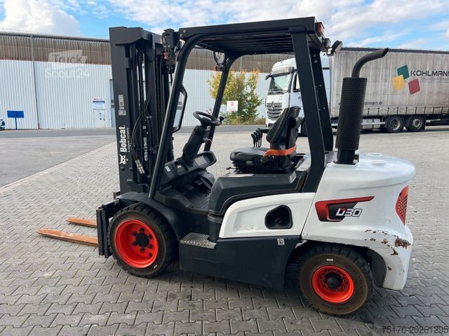 Frontlastare truck BOBCAT D30NXS / nur 482h! / 12.2023 / SS