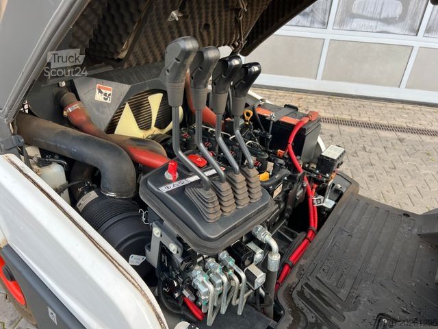 Frontlastare truck BOBCAT D30NXS / nur 482h! / 12.2023 / SS