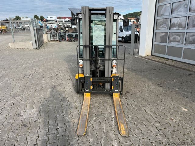 Frontstapler JUNGHEINRICH EFG 215 / Triplex: 4.25m! / SS /  4.029h