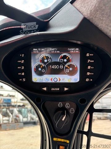 Дорожній каток BOBCAT T 590 Raupe  Full Option !!!