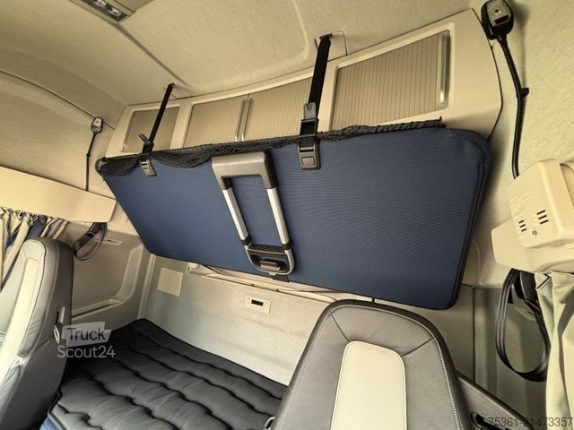 Standaard trekker VOLVO FH500 Aero Globetrotter XL Miete / Mietkauf