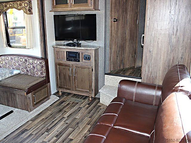 Cabine Keystone  Indiana  USA Cougar by Keystone 25 RKS Mod.2015 Wohnauflieger