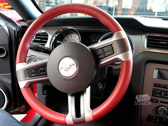 Οι υπολοιποι Ford Mustang GT V8