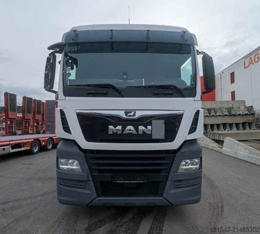 Tracteur routier standard MAN TGX 18.420