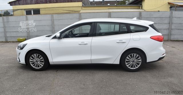 Minibus FORD Focus Kombilimousine