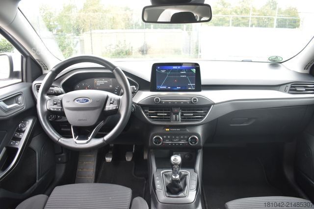 Minibus FORD Focus Kombilimousine