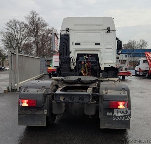 Tracteur routier standard MAN TGS 18.400