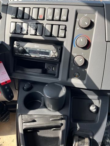 Camião de caixa fechada VOLVO FL16.280 Junge Kofferaufbau LBW