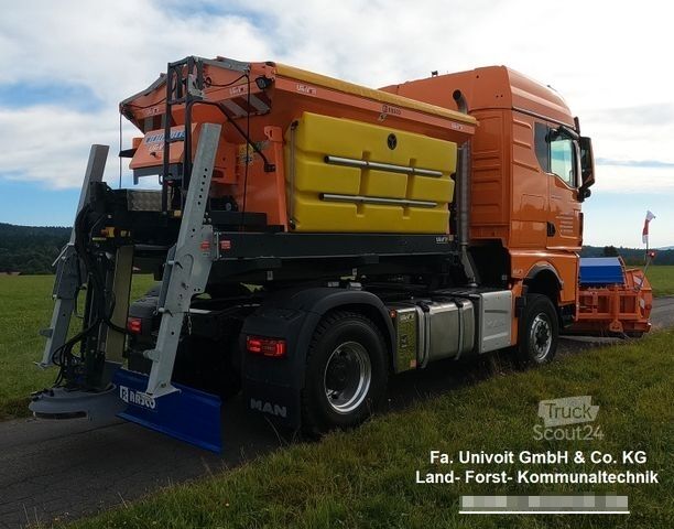 Spezial-LKW MAN MAN TGS 18.520 Allrad Hydro Streuer Schneepflug