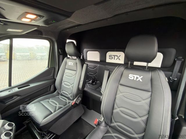 Transportador de gado RENAULT Master STX 5 Sitzer Haras ex. Lang Automatik