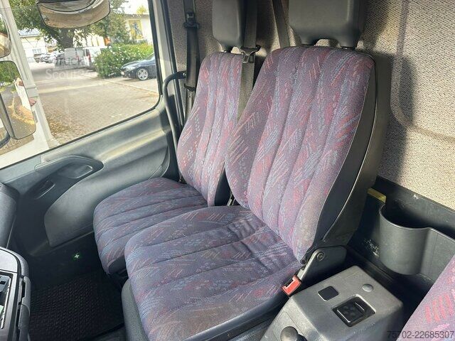 Pakettiauto Mercedes-Benz 817 2-4 Pferde