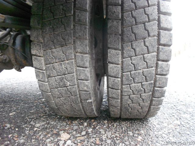 Kombi s prekucnikom MAN MAN LE8.150 mit Palfinger PKG7001