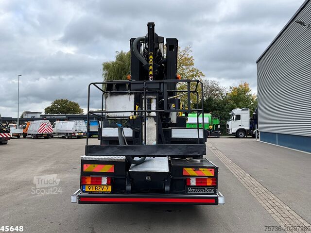 Plataforma elevatória Mercedes-Benz Axor 1828 GSR 32 Meter hoogwerker met Jib